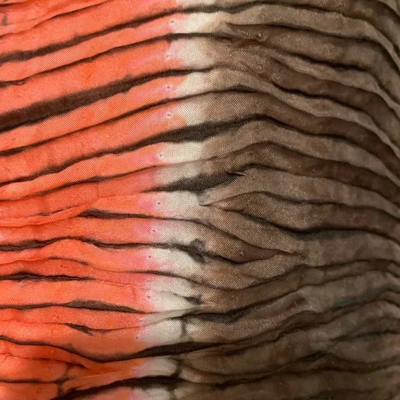 Unbranded Multi-Color Crinkle Scarf. Gently Used. - Picture 3 of 4